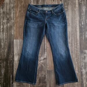 Levi's Bold Curve Boot Cut Blue Jeans Women's Size 33 x 30